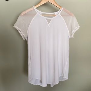 Mesh Lululemon Tee with Slit in Back, Size 6